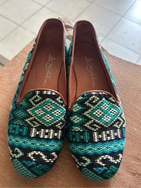 Teysha  Women's Slip-On Flats / size  36